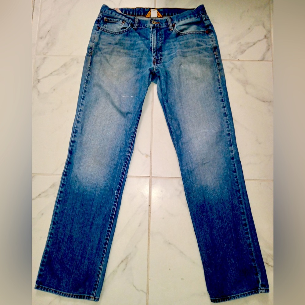 Lucky Brand Jeans Size 32 Regular Inseam Straight Denim Stonewash With Whiskers
